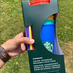 Starbucks color changing cups